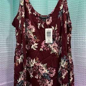 NWT Torrid 2X burgundy maroon floral cami tank top